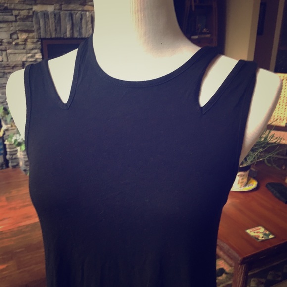 Black shoulder cut out tunic/dress - Picture 1 of 4